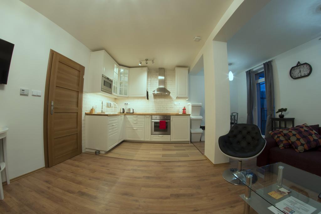 Prague Gate Apartments エクステリア 写真